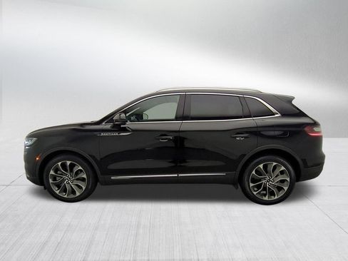 Used 2022 Lincoln Nautilus Reserve w/ Luxury Package AWD/4WD image 8