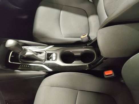 Used 2022 Toyota Corolla LE image 26