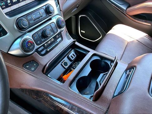 Used 2016 Chevrolet Tahoe LTZ AWD/4WD image 15