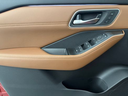 New 2026 Nissan Rogue Platinum w/ Tech Package image 22