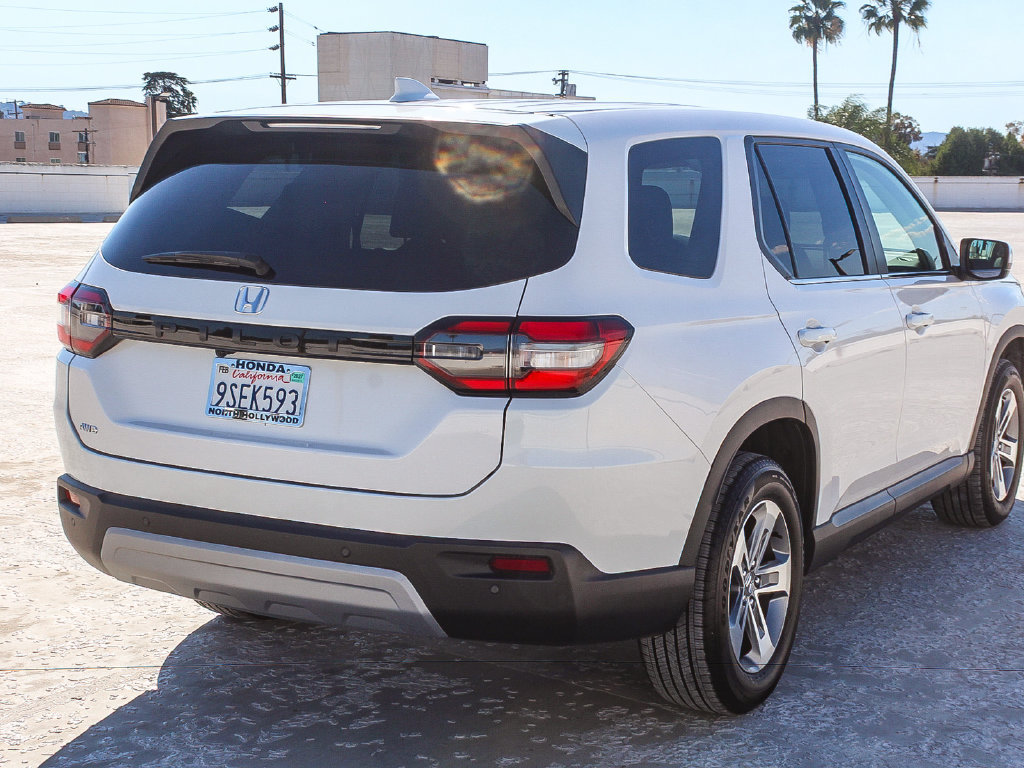Certified 2025 Honda Pilot EX-L image 6