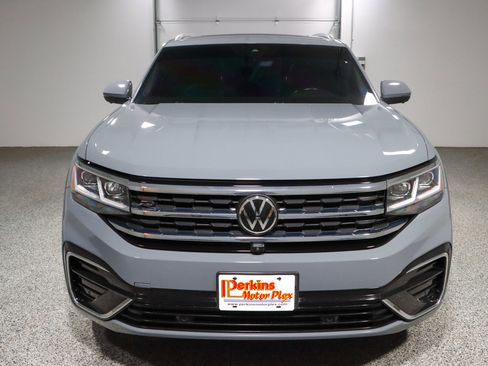 Used 2023 Volkswagen Atlas Cross Sport SEL Premium R-Line AWD/4WD image 4