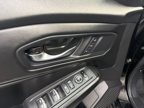 Used 2023 Honda Accord EX-L image 12