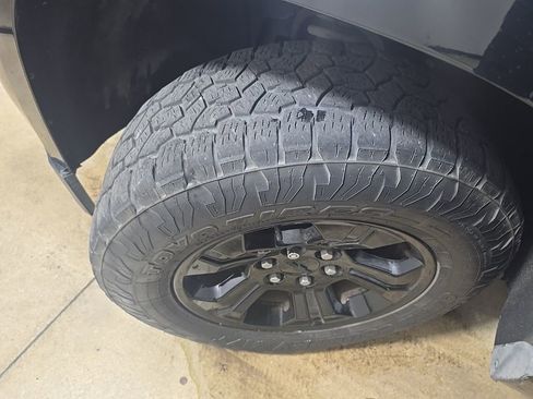 Used 2020 Chevrolet Tahoe LS image 17