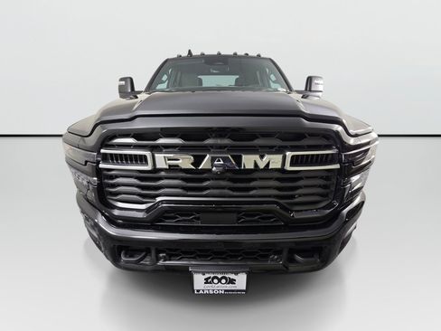 New 2026 RAM 3500 Big Horn AWD/4WD image 9
