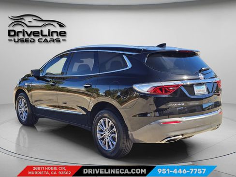 Used 2023 Buick Enclave Essence image 7