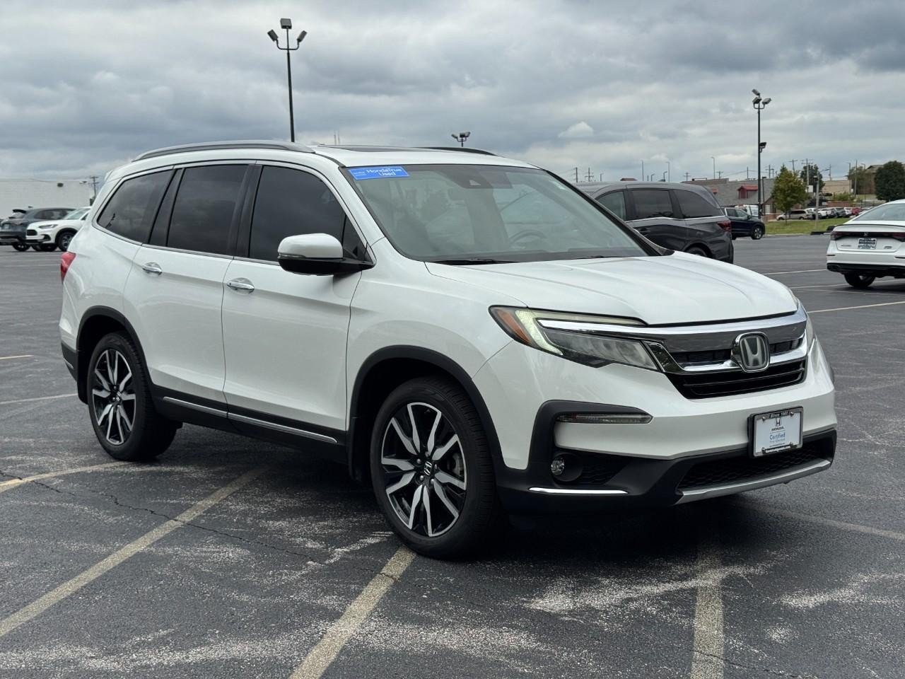 Used 2020 Honda Pilot Touring image 2