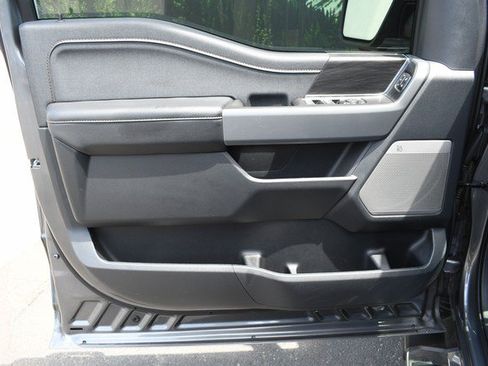 Used 2025 Ford F150 Lariat w/ Equipment Group 501A Mid AWD/4WD image 13