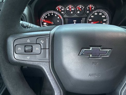 Used 2024 Chevrolet Silverado 1500 Custom Trail Boss AWD/4WD image 15