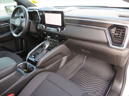 Used 2024 GMC Canyon Elevation w/ Trailering Package image 11