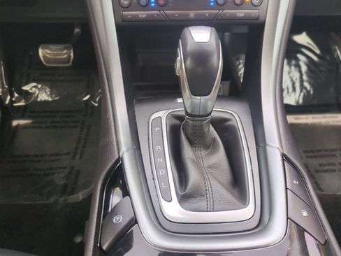 Used 2016 Ford Fusion Energi Titanium w/ Driver Assist Package FWD image 33