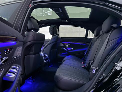 Used 2017 Mercedes-Benz S 550 4MATIC Sedan image 22
