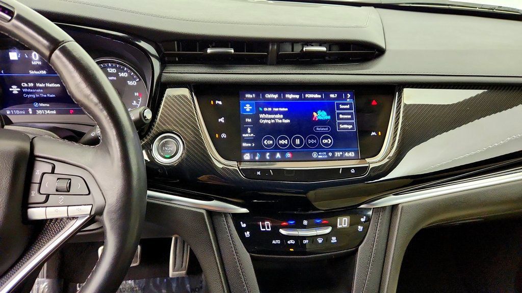 Used 2024 Cadillac XT6 Sport w/ Technology Package AWD/4WD image 18