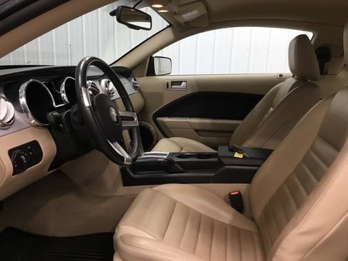 Used 2008 Ford Mustang GT RWD image 4