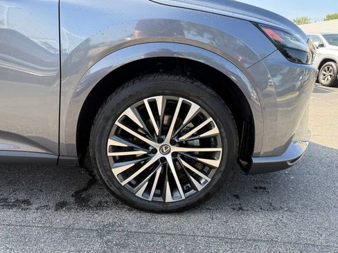 Used 2023 Lexus RX 350 Premium Plus w/ Accessory Package AWD/4WD image 26