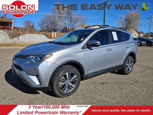 Used 2018 Toyota RAV4 XLE image 1