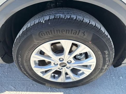 Used 2025 Ford Escape Active AWD/4WD image 28