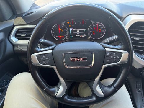 Used 2019 GMC Acadia SLT AWD/4WD image 13