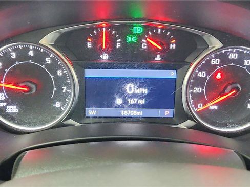 Used 2024 GMC Terrain SLT AWD/4WD image 24