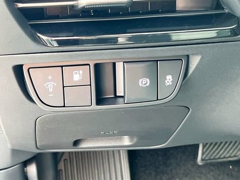 New 2026 Kia EV6 Light RWD image 10
