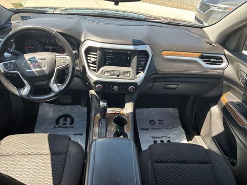 Used 2019 GMC Acadia SLE AWD/4WD image 18