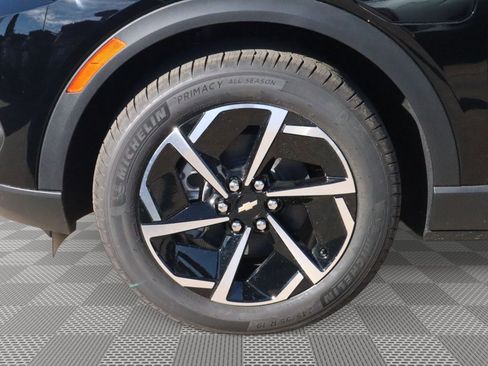 New 2026 Chevrolet Equinox EV LT FWD image 20