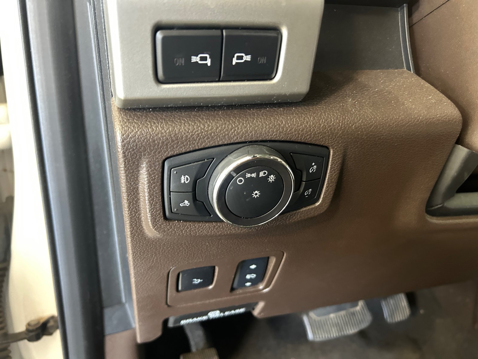 Used 2017 Ford F250 King Ranch w/ King Ranch Ultimate Package AWD/4WD image 14