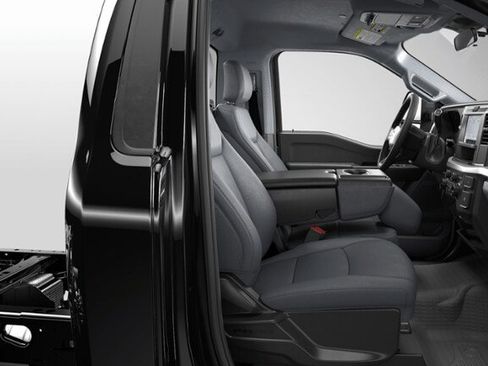 New 2026 Ford F550 4x4 Regular Cab Super Duty image 28