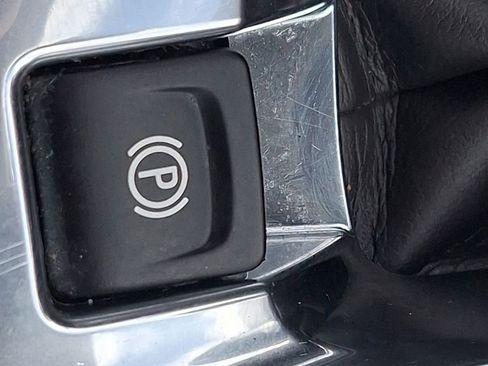 Used 2023 Chevrolet Malibu LT image 37