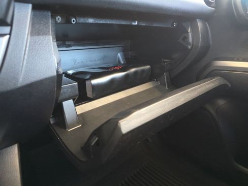 Used 2021 Toyota Tacoma TRD Sport image 29