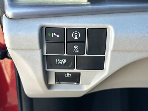 Certified 2025 Acura RDX w/ Technology Package image 19