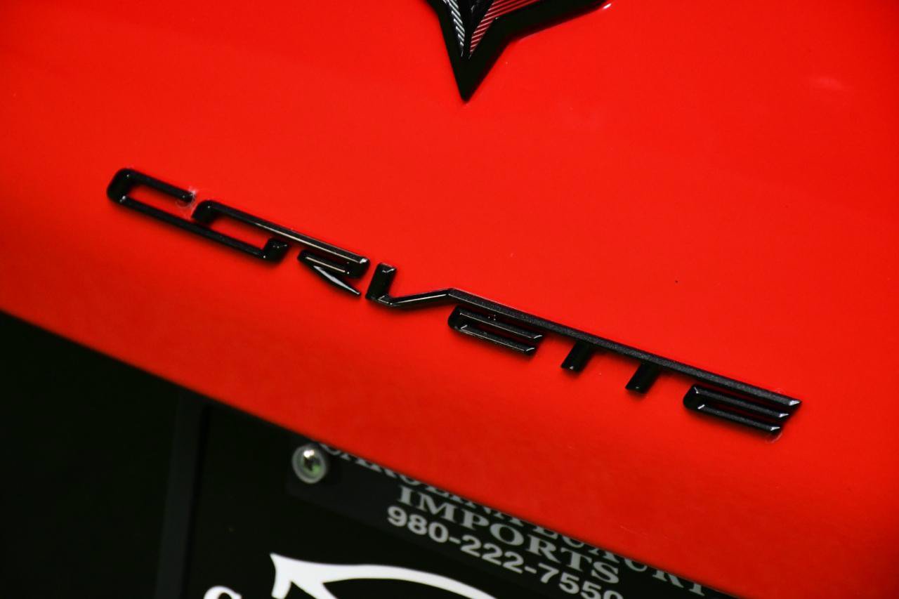 Used 2016 Chevrolet Corvette Z06 w/ 3LZ Preferred Equipment Group RWD image 11
