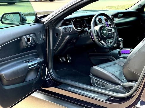 Used 2022 Ford Mustang Premium w/ Equipment Group 201A image 8