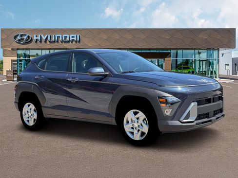 New 2026 Hyundai Kona SE image 10