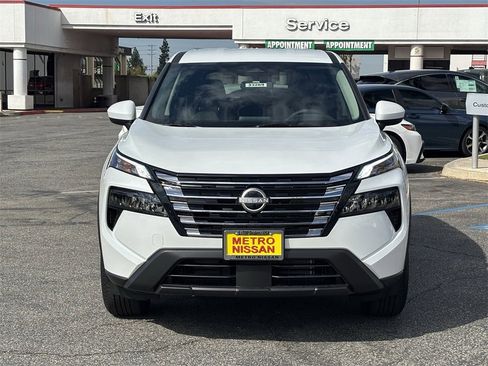 New 2026 Nissan Rogue SV image 6