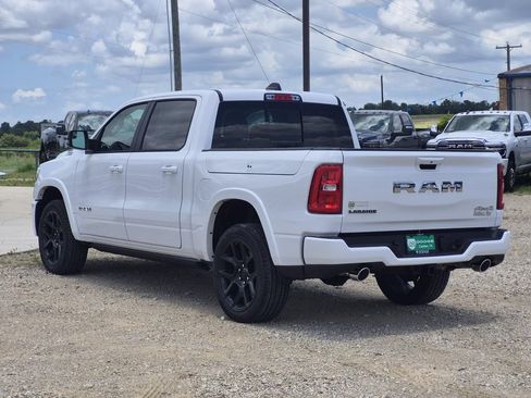 New 2026 RAM 1500 Laramie AWD/4WD image 5