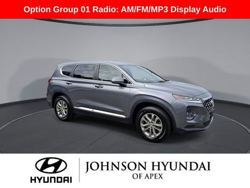 Used 2019 Hyundai Santa Fe SE FWD image 2