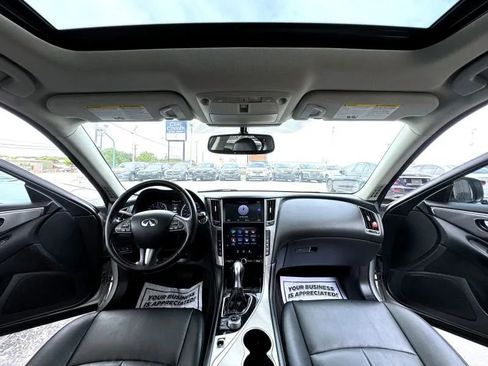 Used 2016 INFINITI Q50 Premium RWD image 17
