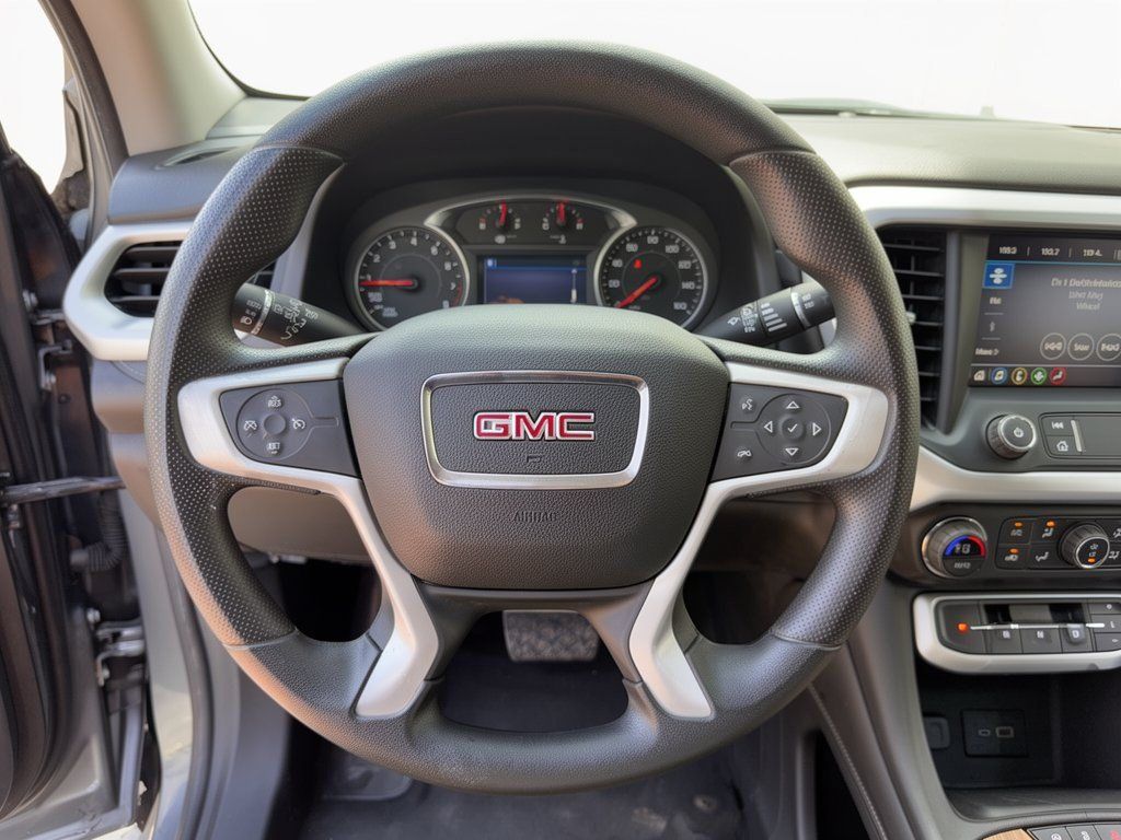 Used 2021 GMC Acadia SLE w/ Driver Convenience Package FWD image 10
