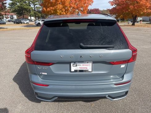 Used 2023 Volvo XC60 T8 Ultimate image 4