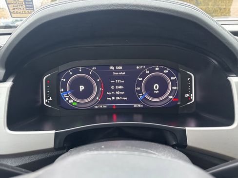 Used 2022 Volkswagen Atlas Cross Sport SE image 16