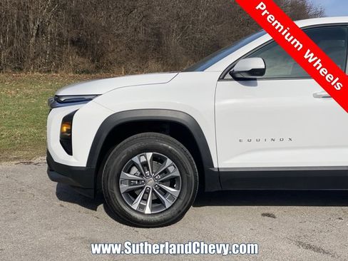 New 2026 Chevrolet Equinox LT w/ LPO, Floor Liner Package image 10