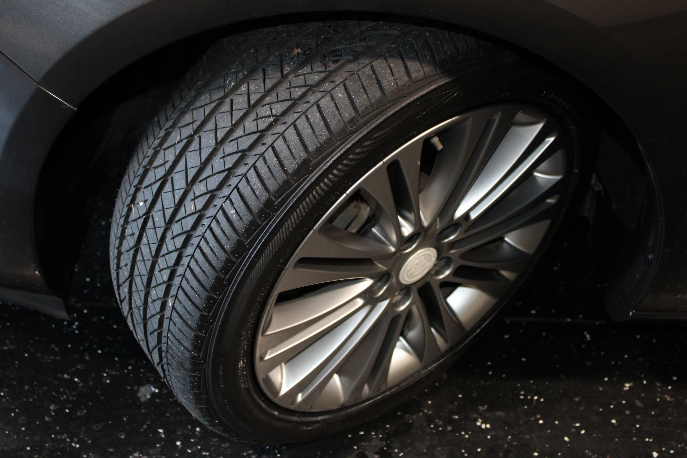 Used 2013 Buick Verano Leather FWD image 33