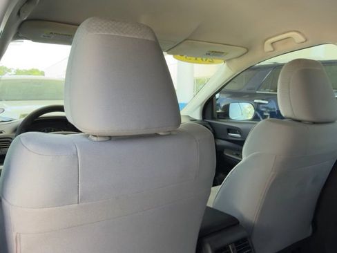 Used 2015 Honda CR-V LX image 8