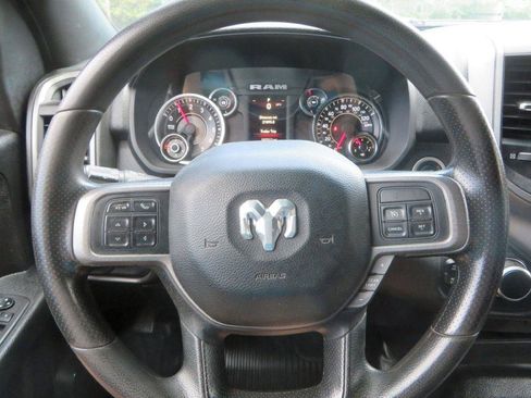Used 2021 RAM 2500 Tradesman w/ Chrome Appearance Group AWD/4WD image 16