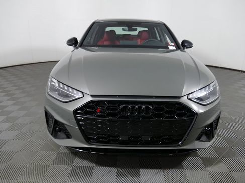 Used 2024 Audi S4 Premium Plus w/ Premium Plus Package image 8