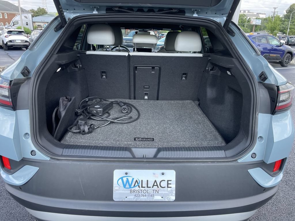 Certified 2025 Volkswagen ID.4 Pro S Plus AWD/4WD image 38