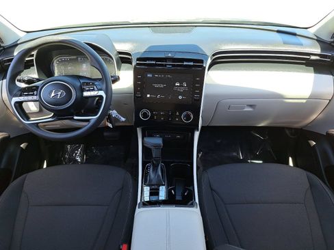 Used 2023 Hyundai Tucson SE AWD/4WD image 9