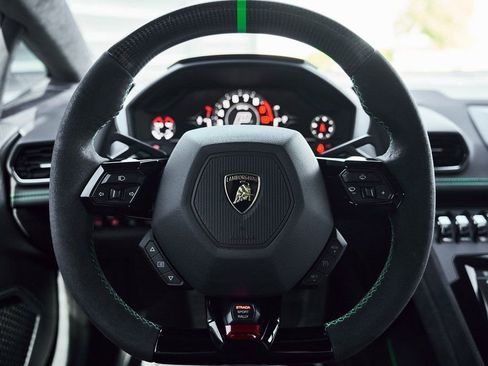 Used 2024 Lamborghini Huracan Sterrato image 48