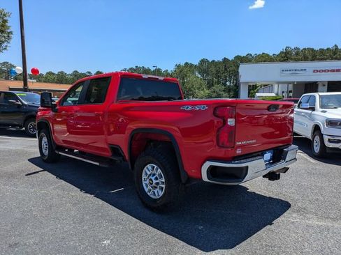 Used 2021 Chevrolet Silverado 2500 LT AWD/4WD image 6